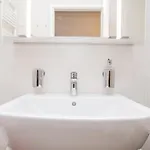 Bright 2-Bed Apartment Free Wifi And Walk To Old Town *