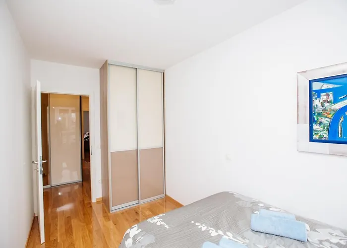 公寓 Bright 2-bed Free Parking & Wifi - Walk To Old Town *